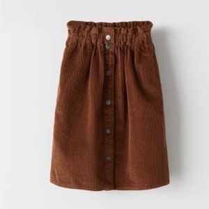 EUC Zara Girls Corduroy Button Front
MIDI Skirt with Pockets - SIZE 9
